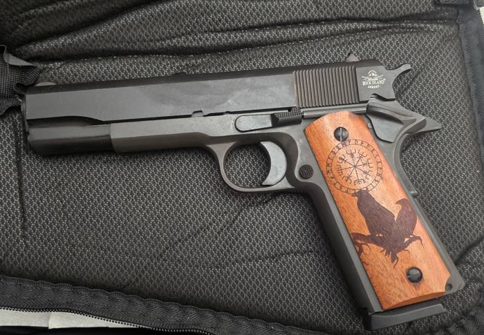 Custom 1911 with Valhalla grips